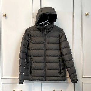 Helly Hansen Women's Svalbard Midweight Down Jacket in Small Utility Green